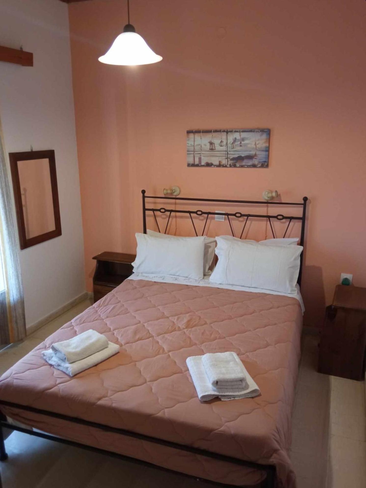 Eftichia Apartment Róda Eksteriør bilde